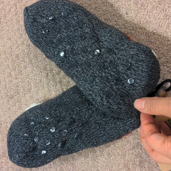 Cozy Cabin Fox 🦊 Slippers (Aloe Infused) Youth Size 10K - 4 NWT - Picture 4 of 5